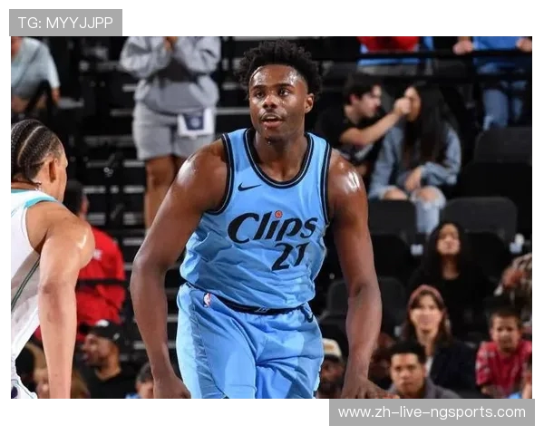 快船与勇士激战正酣 两队新星表现亮眼助力球队胜负悬念重重