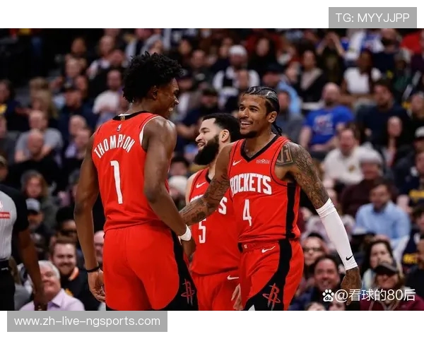 开拓者客场激战火箭新星闪耀双方鏖战四节上演逆转好戏